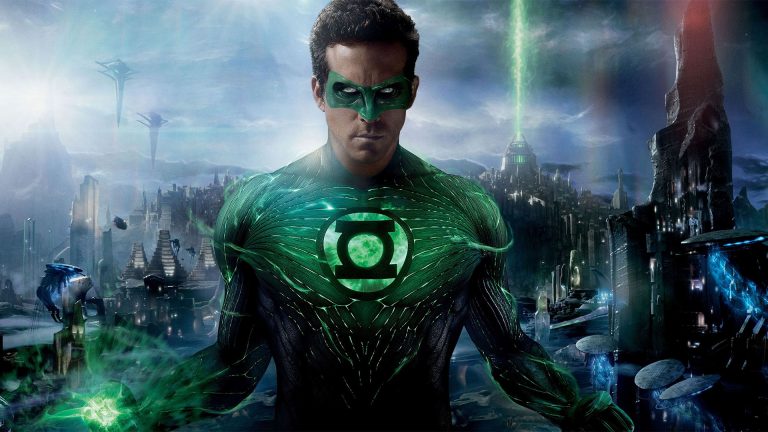 New Green Lantern footage has lots of alien action