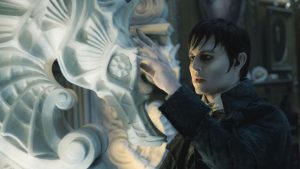 Dark Shadows (2012) Review 4