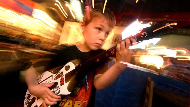 Meet My Wife – She Hates Video Games