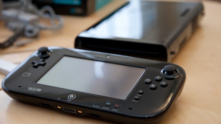 Nintendo merging handheld and console divisons