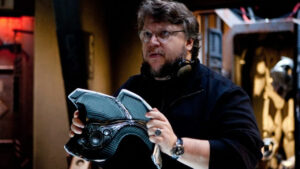 talking giant robots with guillermo del toro 23031503