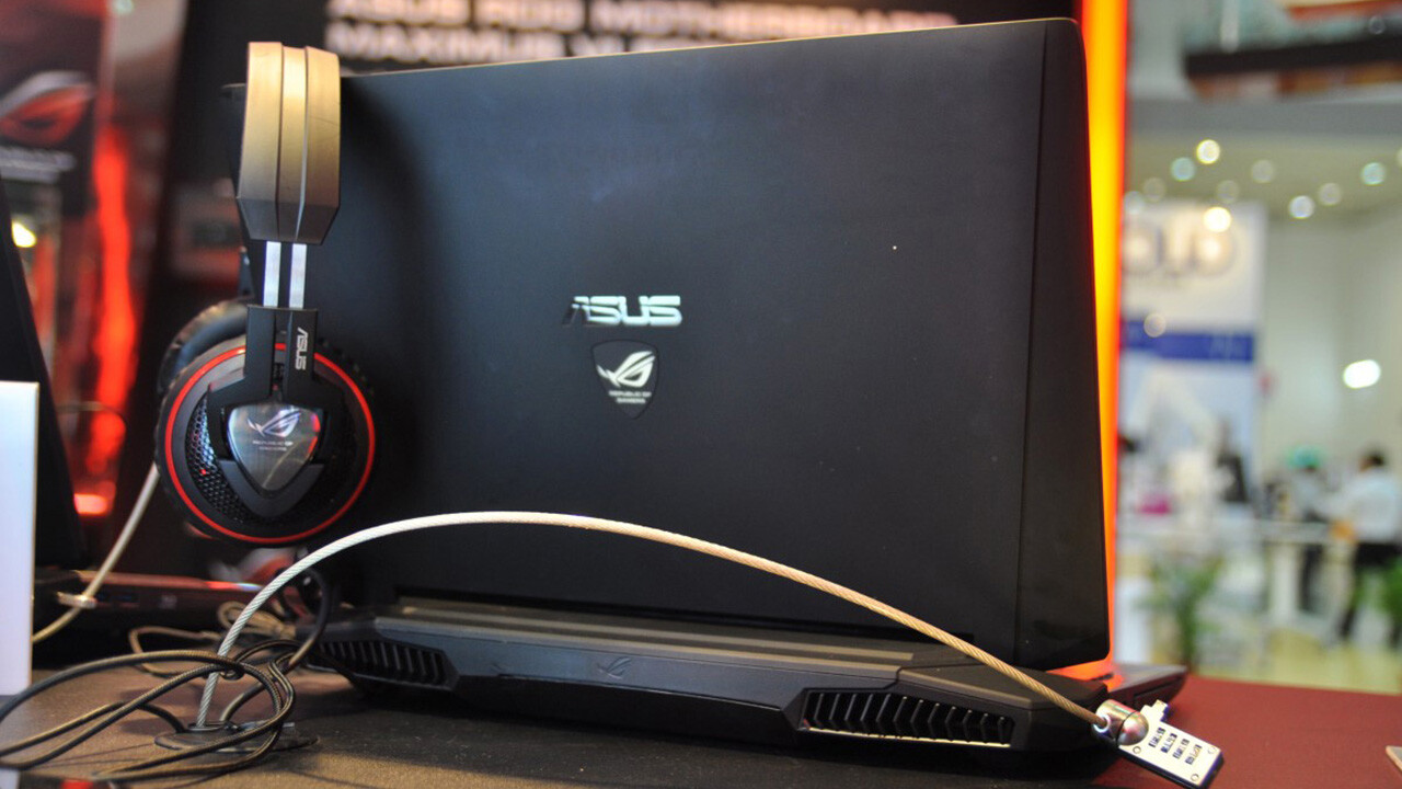 Asus Gaming Laptop (G750JW-DB71) (Hardware) Review 4