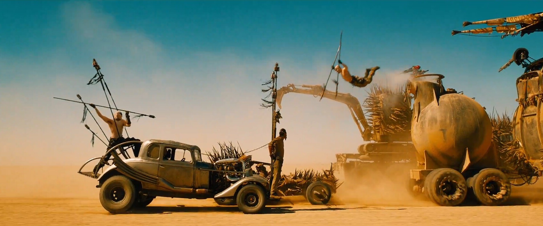 madmaxblueinsert2