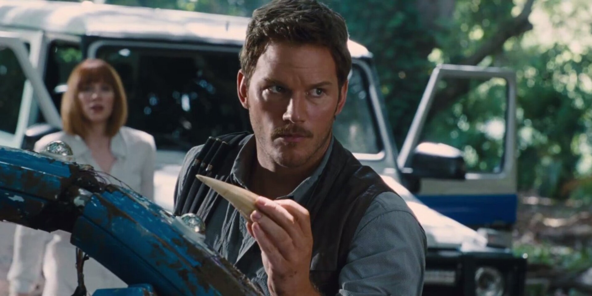 jurassicworldinsert1