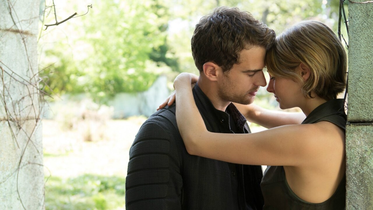 The Divergent Series: Allegiant Part 1 (Movie) Review 3