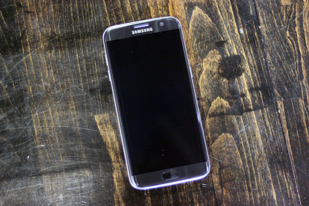 Samsung Galaxy S7 Edge (Hardware) Review Samsung Galaxy S7 Edge (Hardware) Review 2