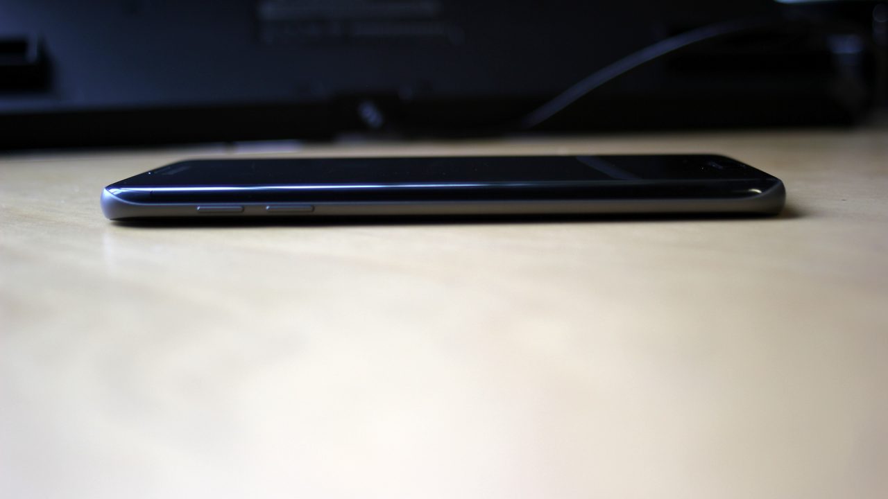 Samsung Galaxy S7 Edge (Hardware) Review Samsung Galaxy S7 Edge (Hardware) Review 6