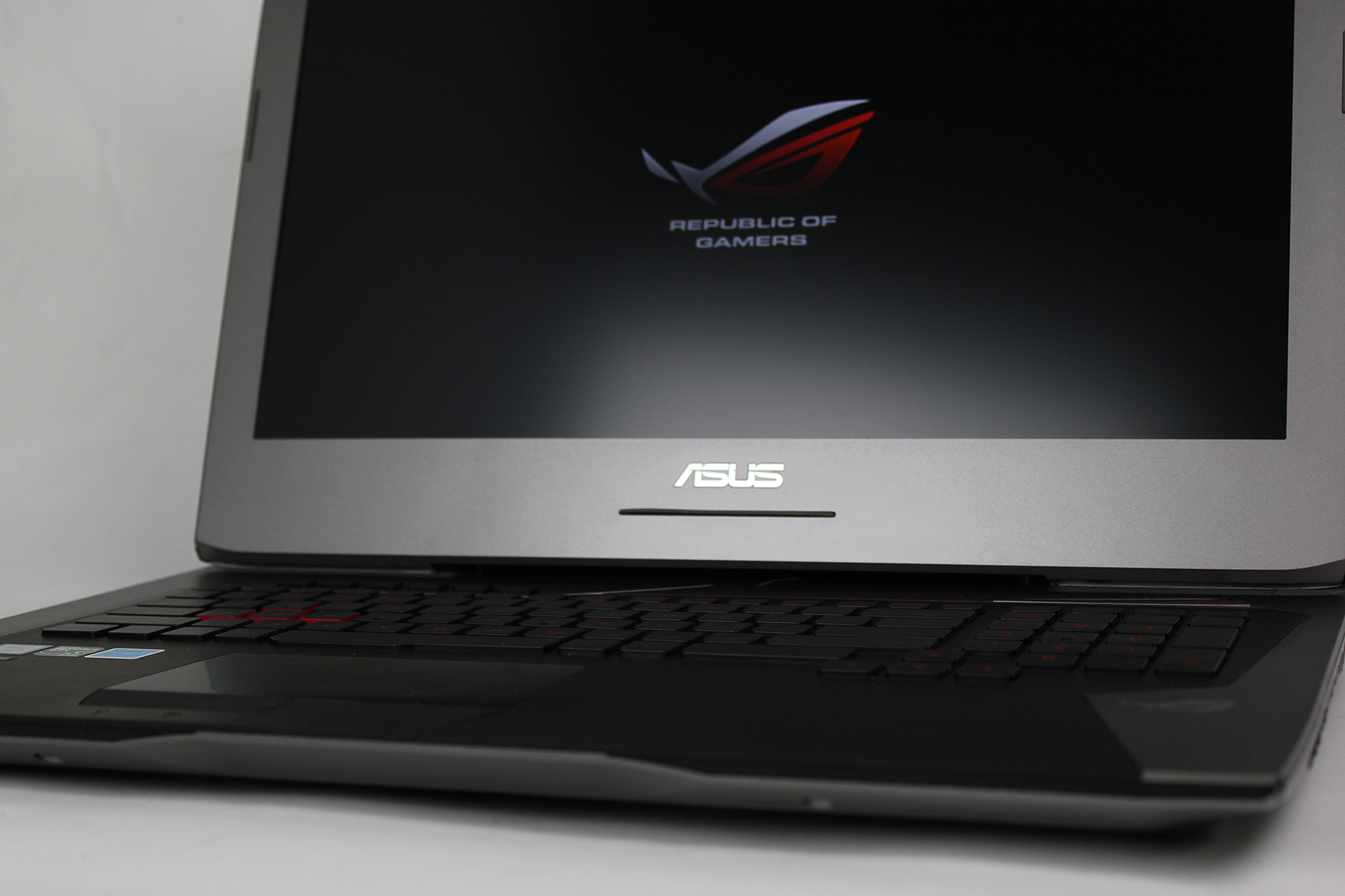 Asus Rog G752Vt-Dh72 (Laptop) Review 1