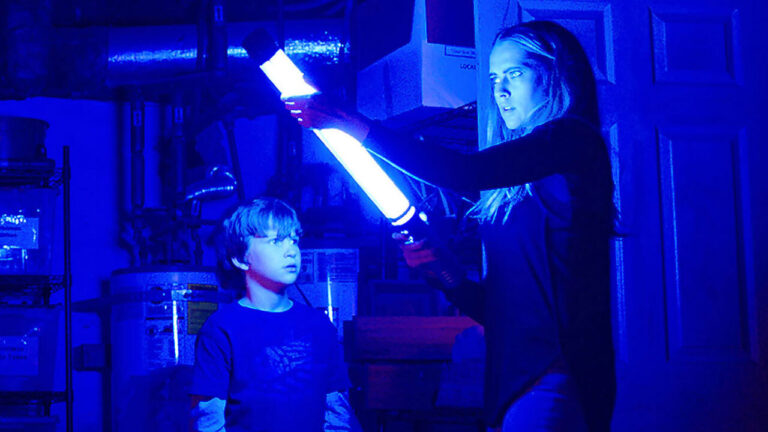 Lights Out (2016) Review