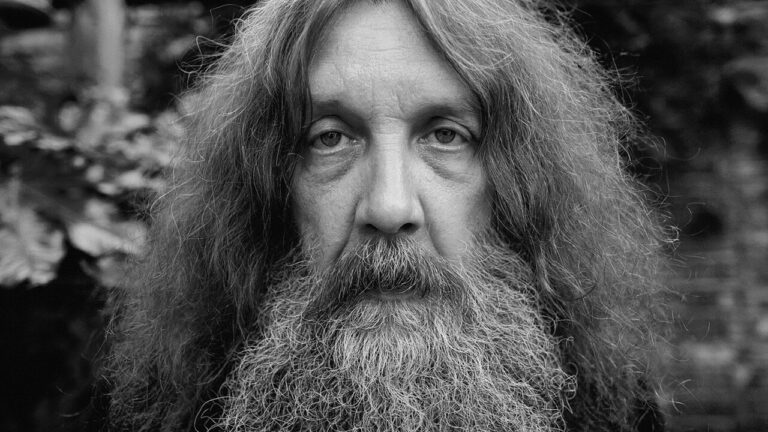 Alan Moore To Retire From Comics, Criticizes Batman