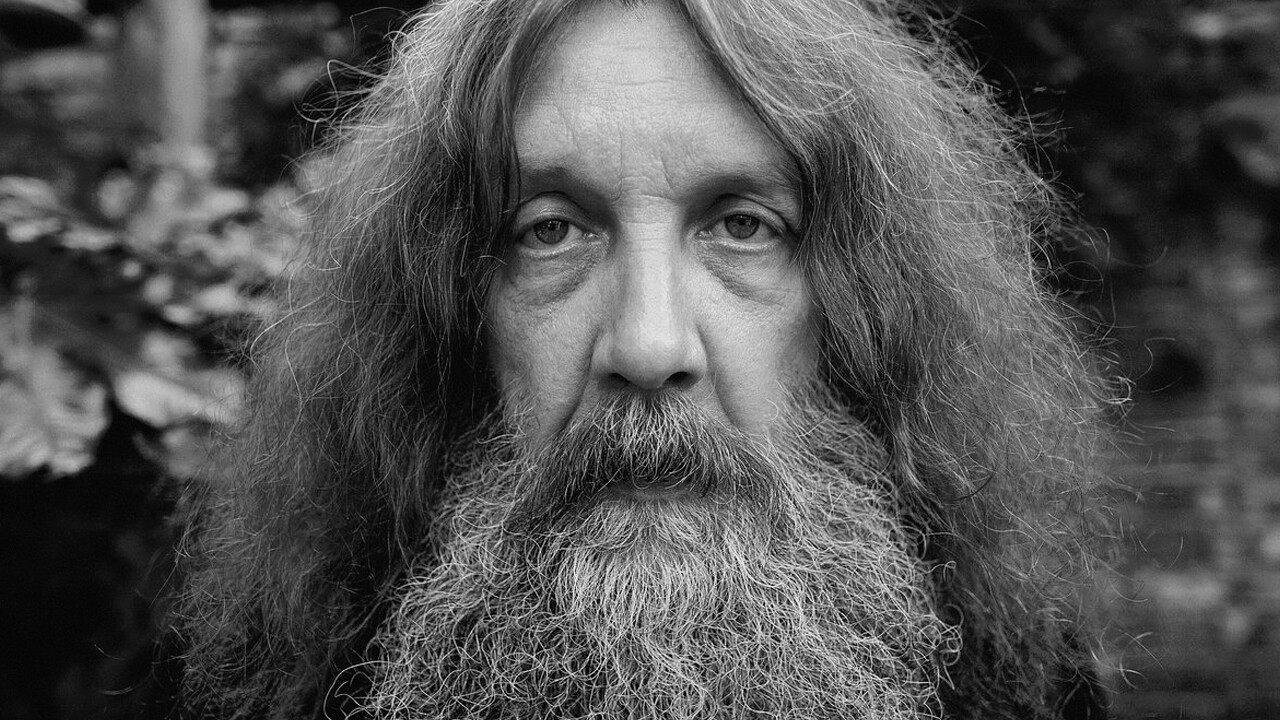 Alan Moore To Retire From Comics, Criticizes Batman 2