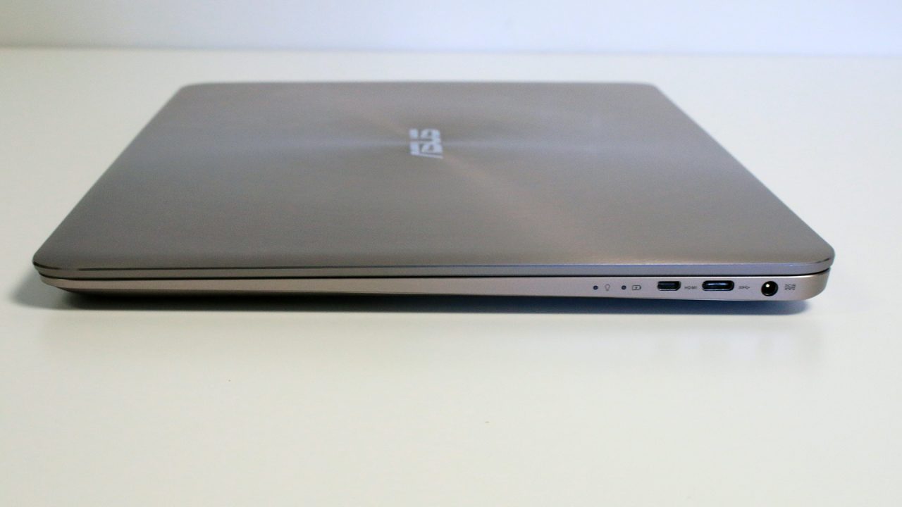 ASUS Zenbook UX305UA (Hardware) Review 6