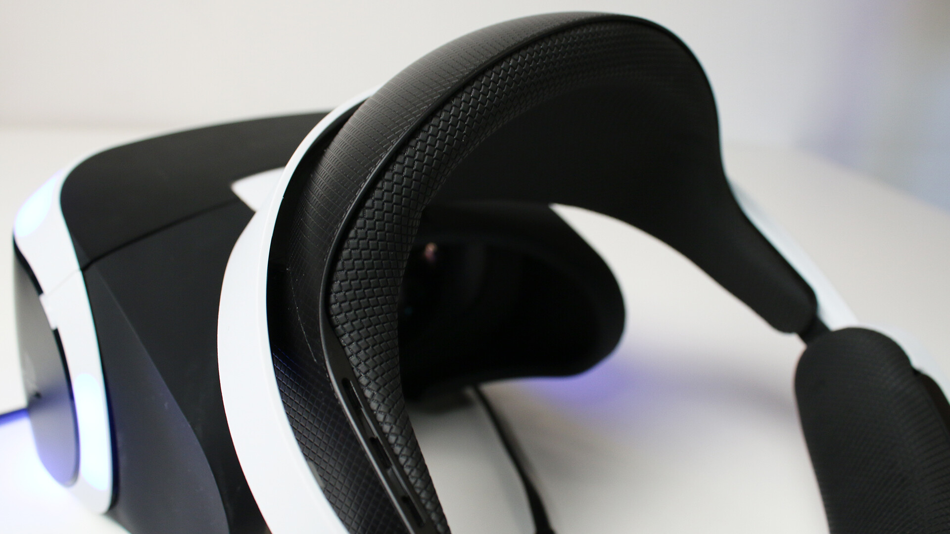 Playstation Vr Launch Bundle Unboxing Playstation Vr Launch Bundle Unboxing 12