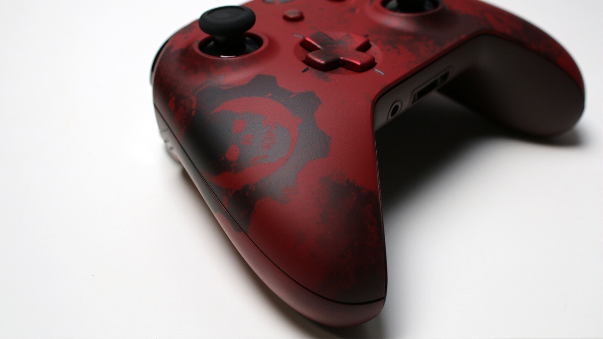 Unboxing The Gears Of War 4 Xbox One S 1