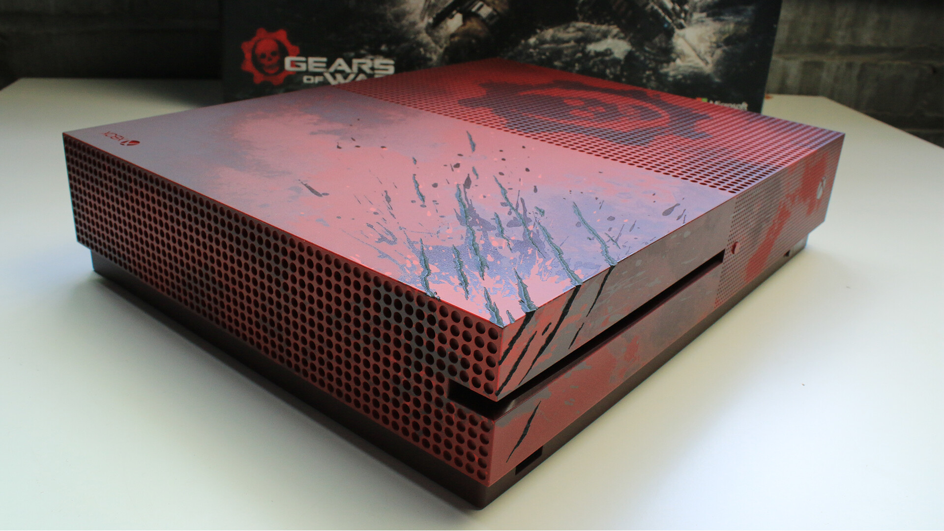 Unboxing The Gears Of War 4 Xbox One S 5