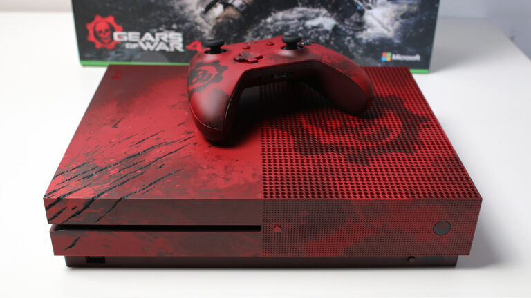 Unboxing the Gears of War 4 Xbox One S