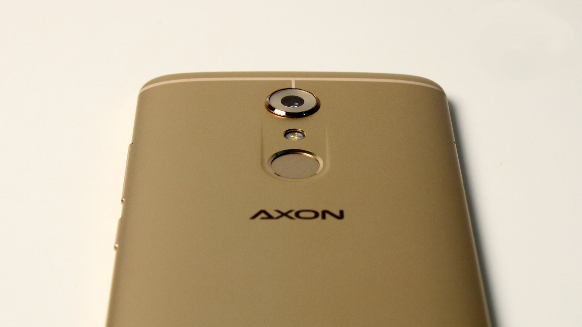 Zte Axon 7 (Phone) Review 5