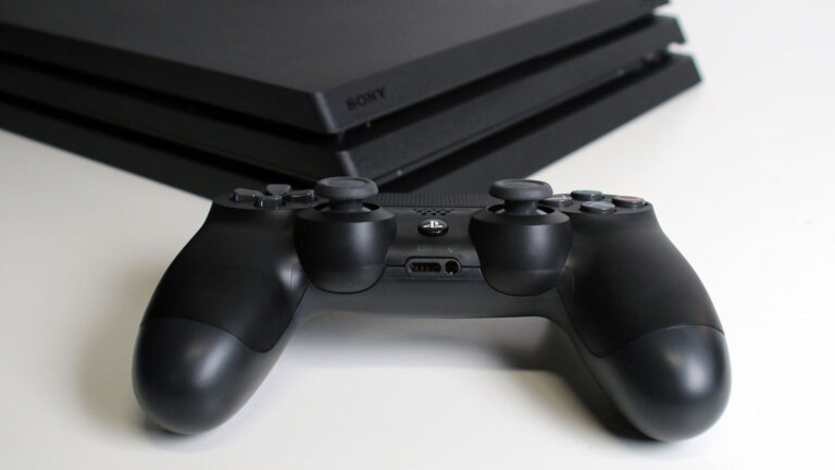 PlayStation 4 Pro Sales Are Down, 3DS Up in Japan
