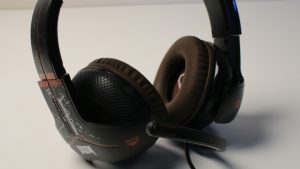 Thrustmaster Headset 300CPX DOOM Edition (Hardware) Review 2