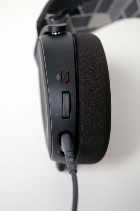 Steelseries Arctis 3 (Headset) Review 5
