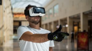 CaptoGlove Goes Up for Pre-sale, Ships in May 1