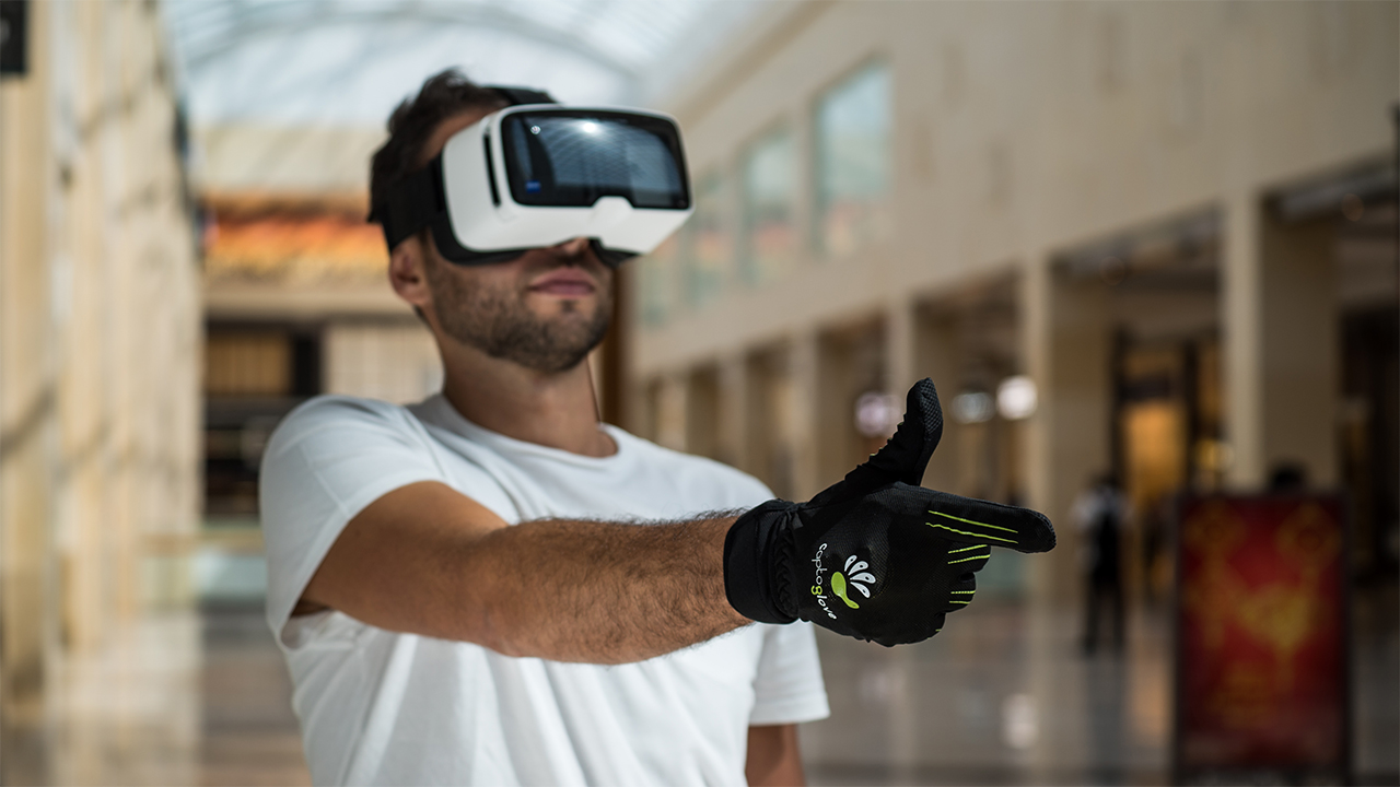 CaptoGlove Goes Up for Pre-sale, Ships in May 1