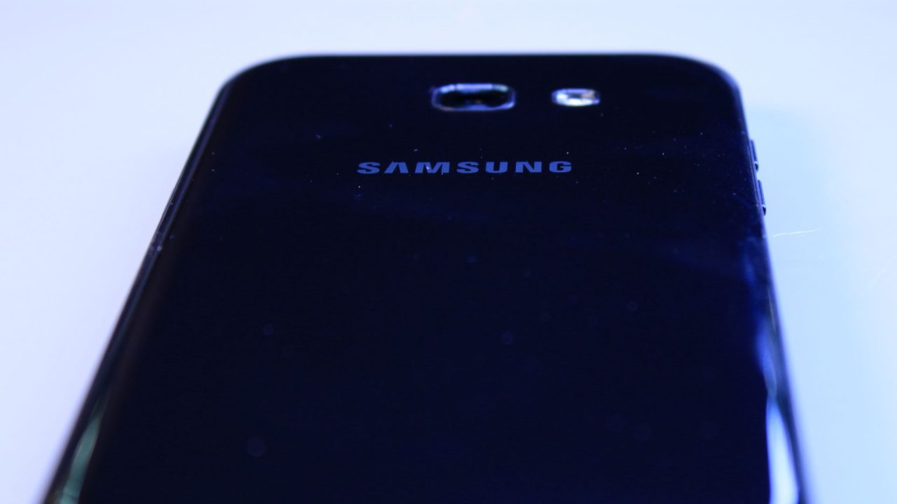 Samsung Galaxy A5 Smartphone (2017) Review – Another New Start 1