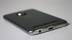 Moto Z Play (Hardware) Review 1
