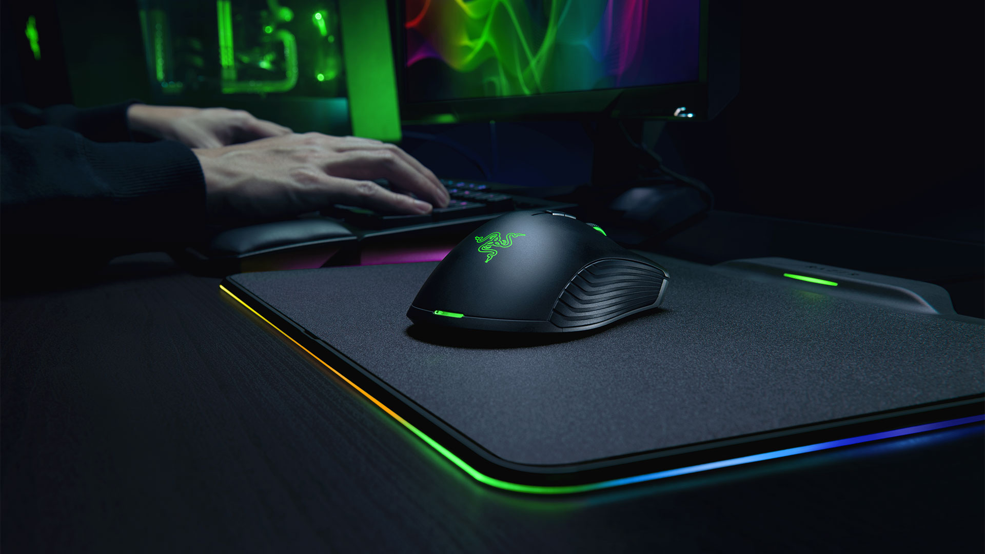 Razer Announce Razer Mamba HyperFlux Wireless Mouse and Pad 1