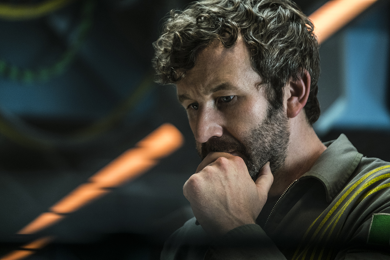 The Cloverfield Paradox (2018) Review: Lost In Space 5