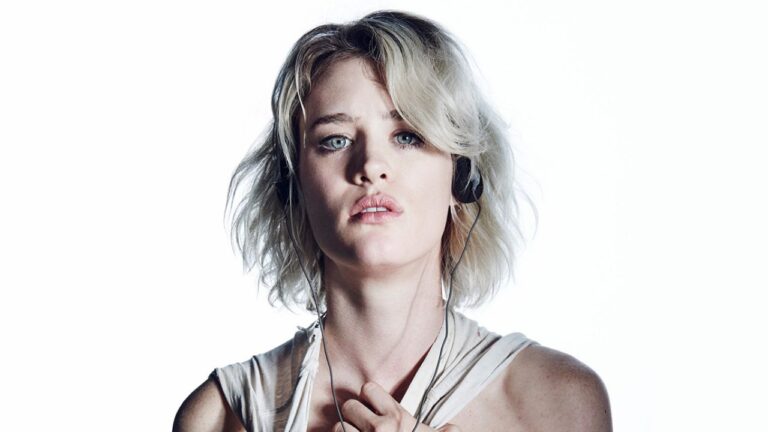 Blade Runner 2049’s Mackenzie Davis Possible Candidate For New Terminator Film