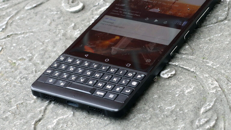 BlackBerry Key 2 (Smartphone) Review