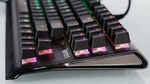 2018 Esports Holiday Gift Guide 8