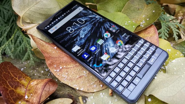 BlackBerry Key2 LE Review