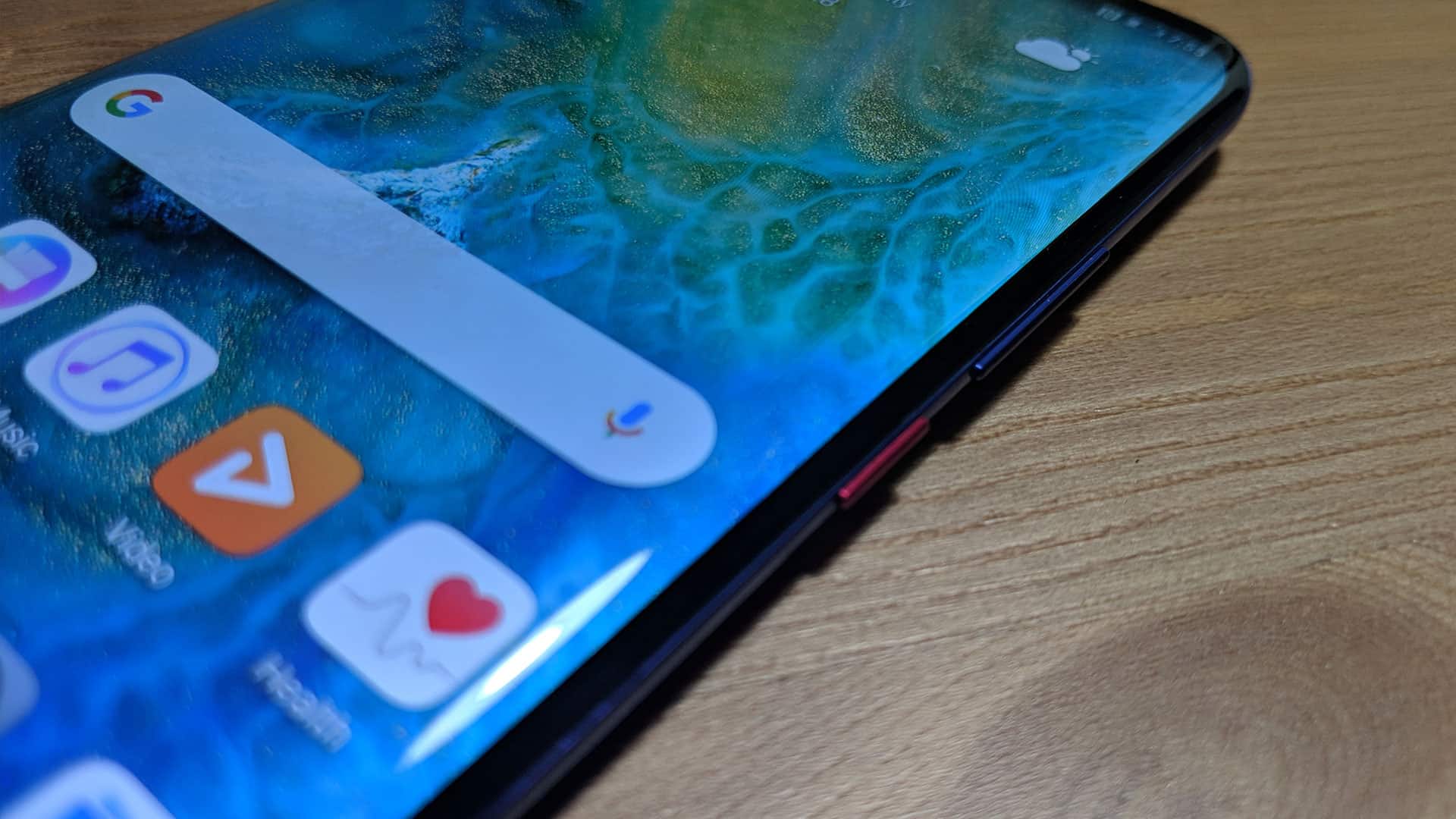 Huawei Mate 20 Pro (Smartphone) Review 3