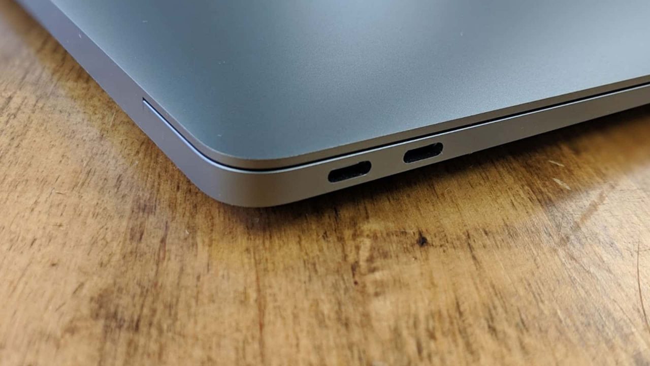 Apple Macbook Air (2018) Review 3