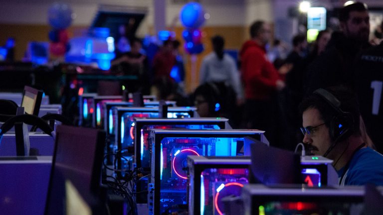 Red Bull’s AdrenaLAN respawns in Toronto for Second Canadian eSports tournament