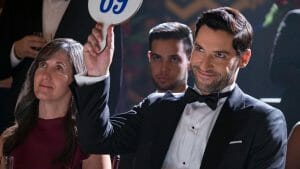 Lucifer Star Tom Ellis Confirmed to Return for Season 6