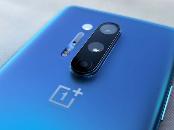 OnePlus 8 Pro Review 2