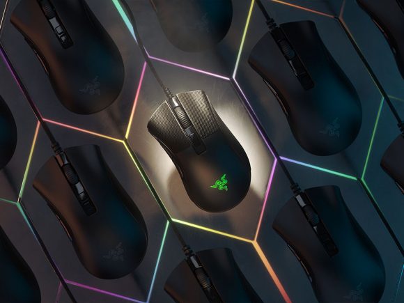 Razer DeathAdder V2 Mini Review 2
