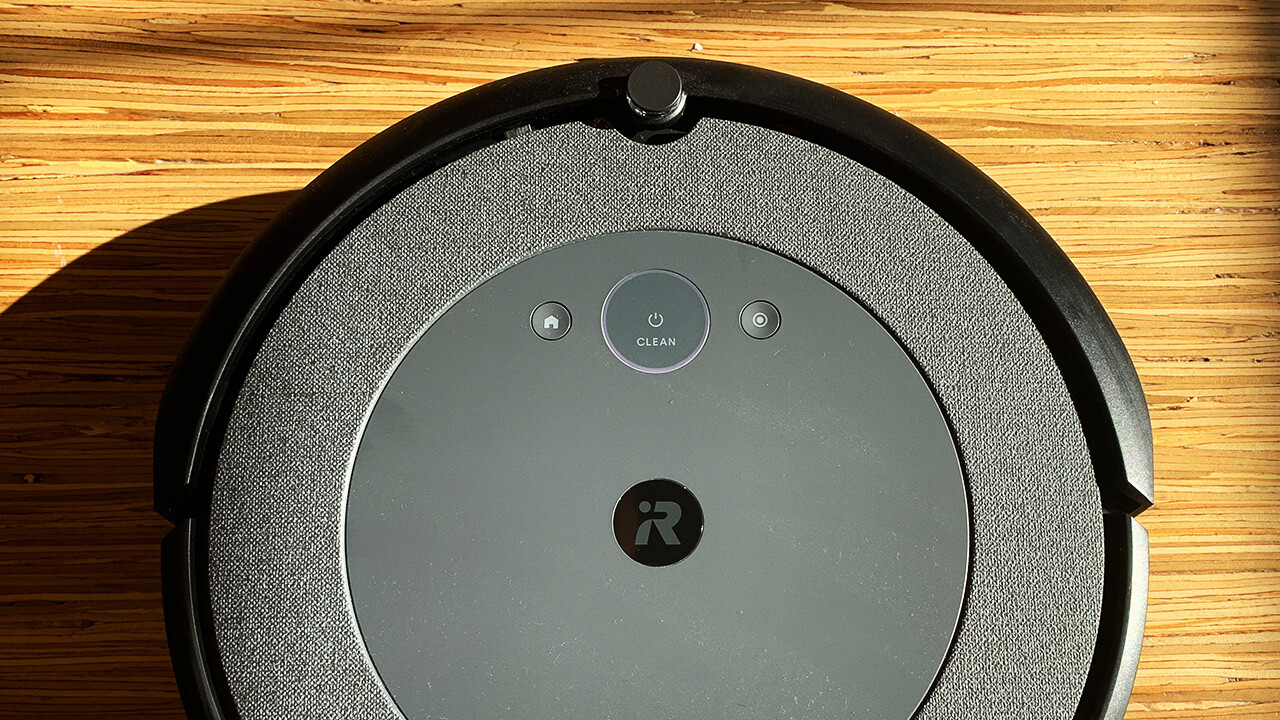 iRobot Roomba i3+ Review 4