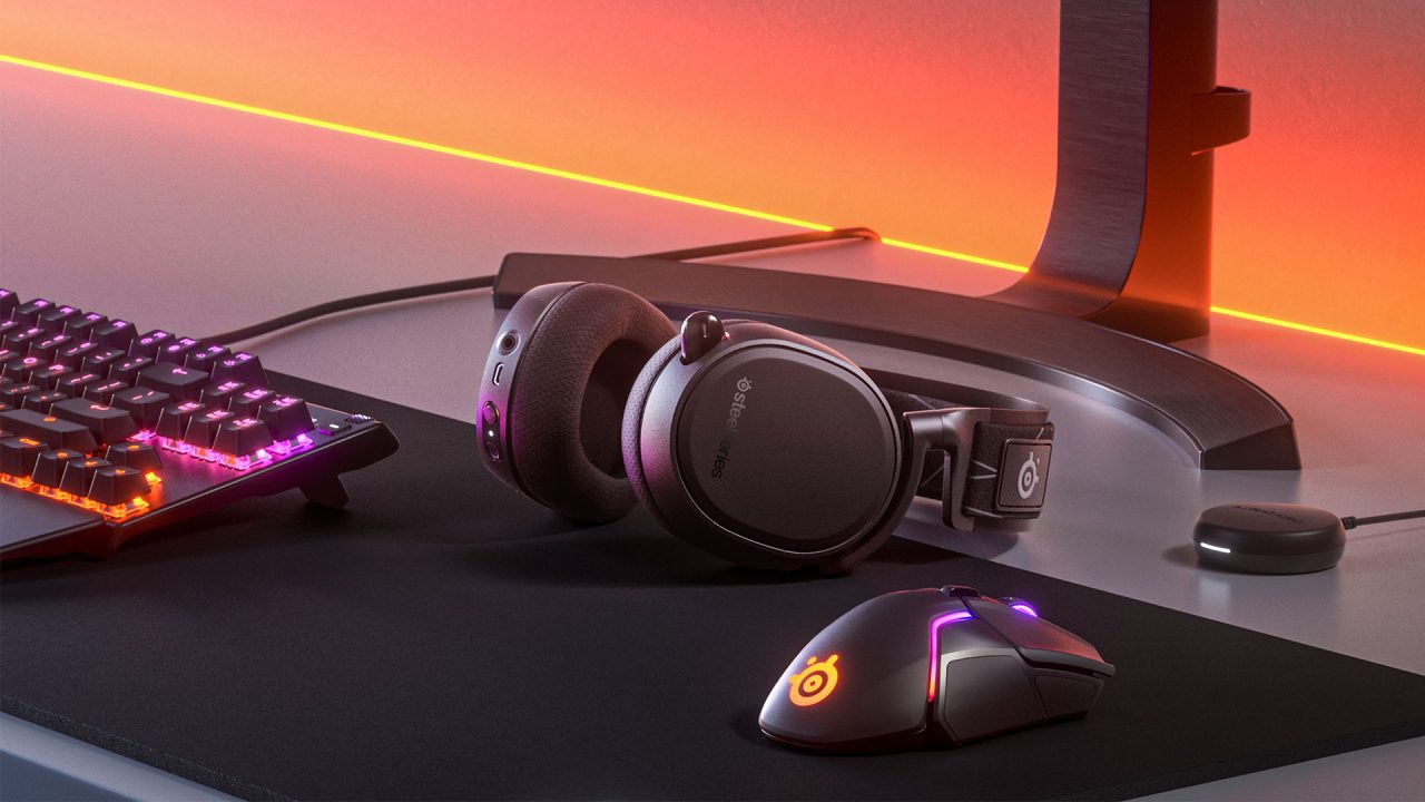 SteelSeries Arctis 9 Wireless Headphone Review 5