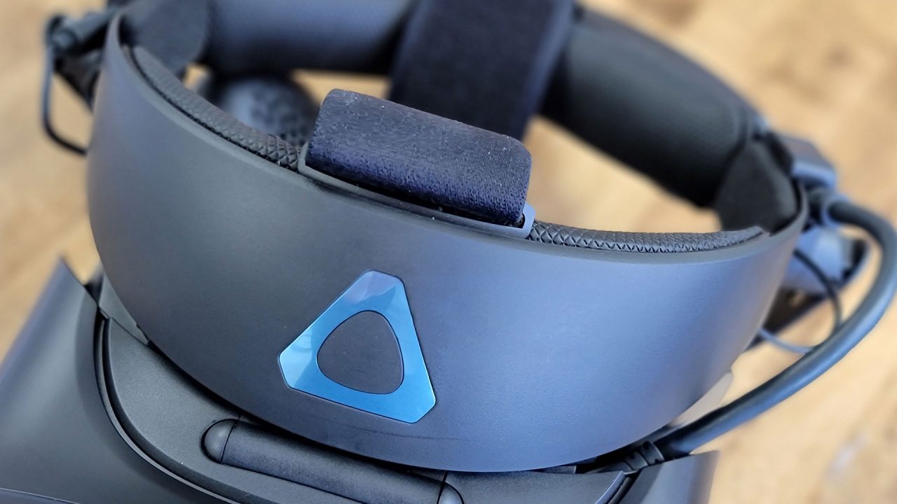 HTC Vive Cosmos Elite (VR) Review 18