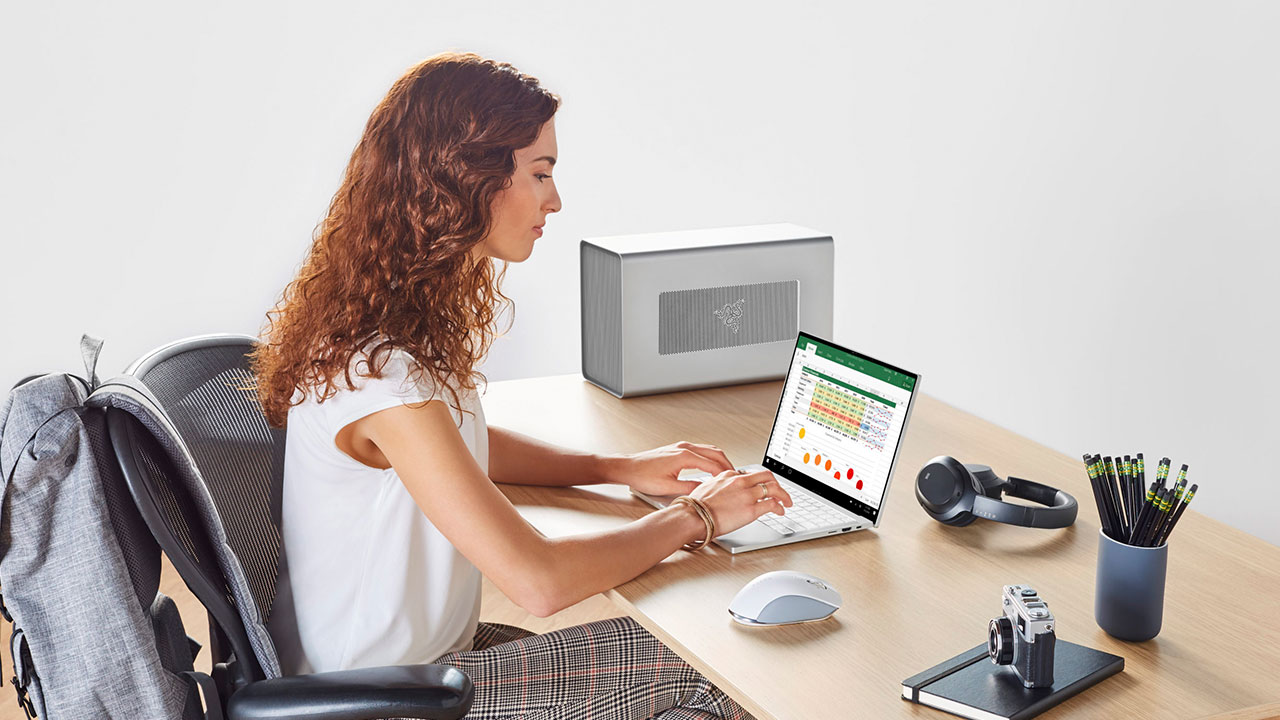 Razer Book 13 Laptop Review 3