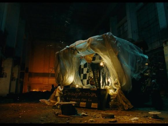 The Imaginarium of Doctor Parnassus (2009) Review 3