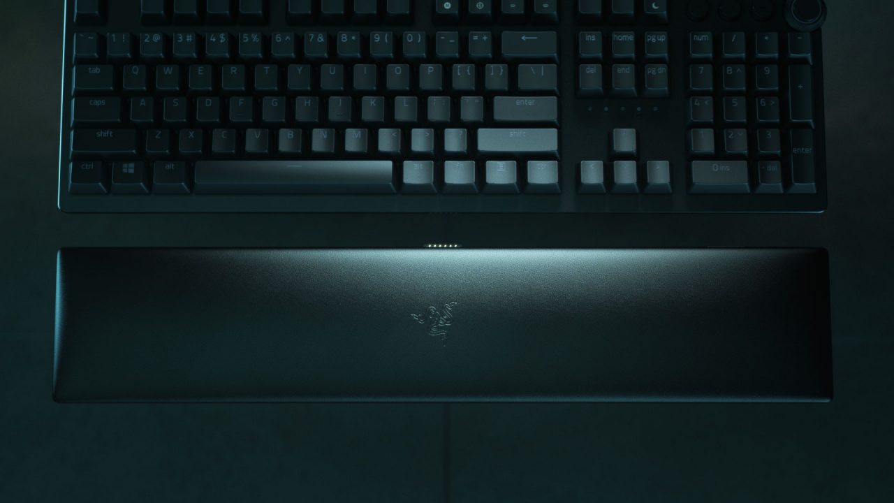 Razer Huntsman V2 Analog Review 1
