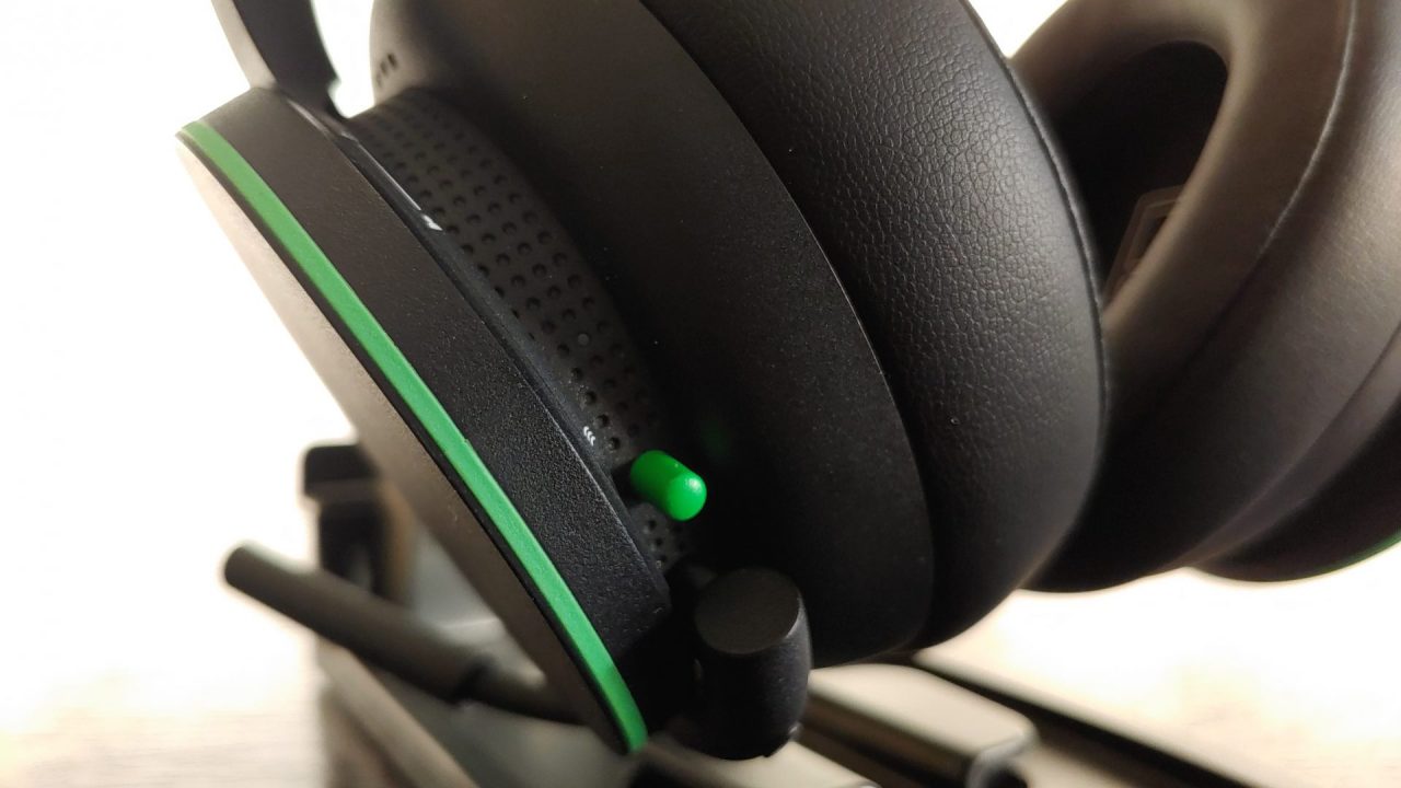 Xbox Wireless Headset Review Xbox Wireless Headset Review 1