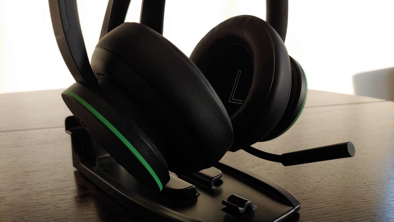 Xbox Wireless Headset Review Xbox Wireless Headset Review 2