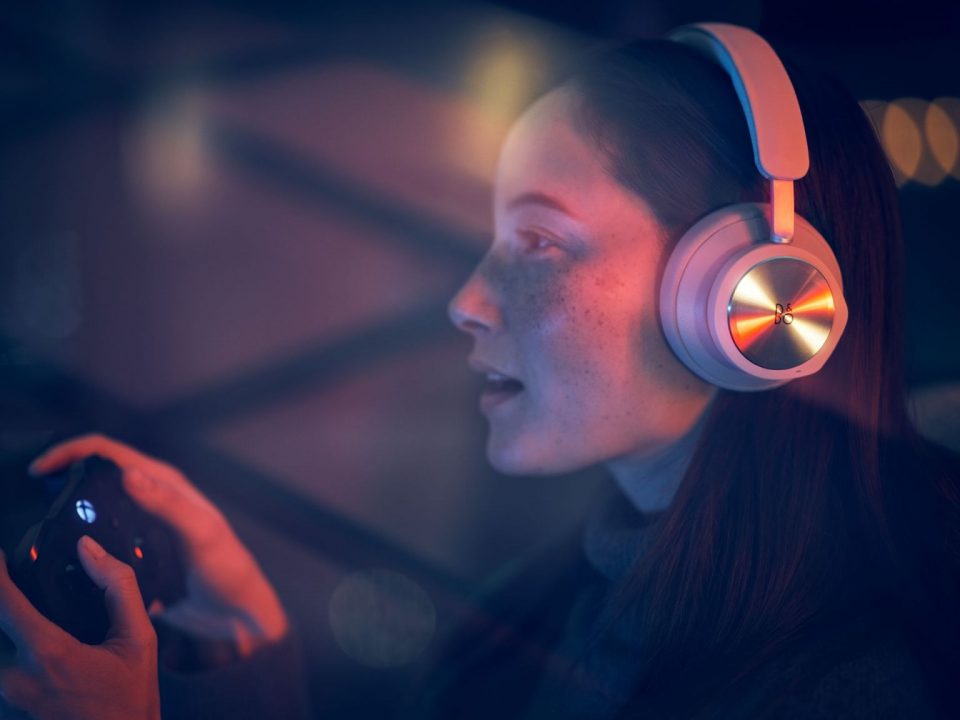 Icymi: Microsoft And Bang &Amp; Olufsen Have A $500 Xbox Headset They Want To Sell You 2