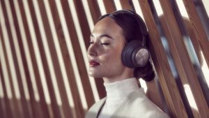 ICYMI: Microsoft, Bang and Olufsen have a $500 Xbox Wireless Headset they want to sell you 1